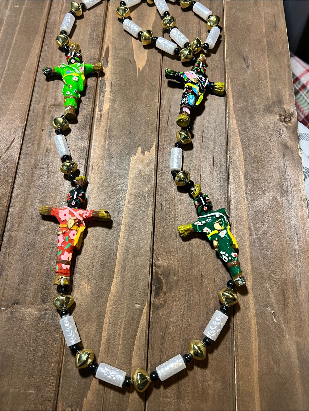 Deluxe Mardi Gras Beads 2 Necklaces Vodoo Dolls Crawfish Jester Plastic Pearls - Picture 3 of 8